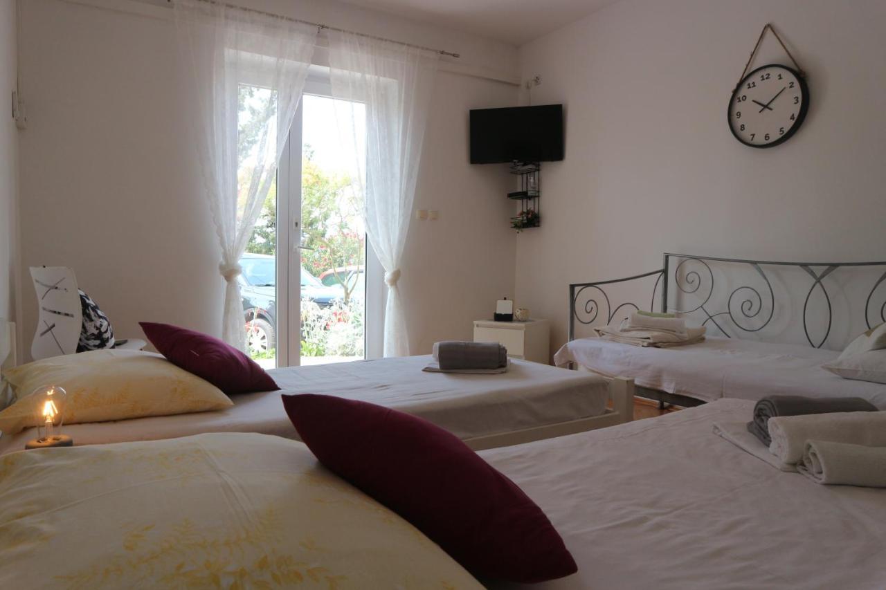 Apartments Joko Омиш Экстерьер фото