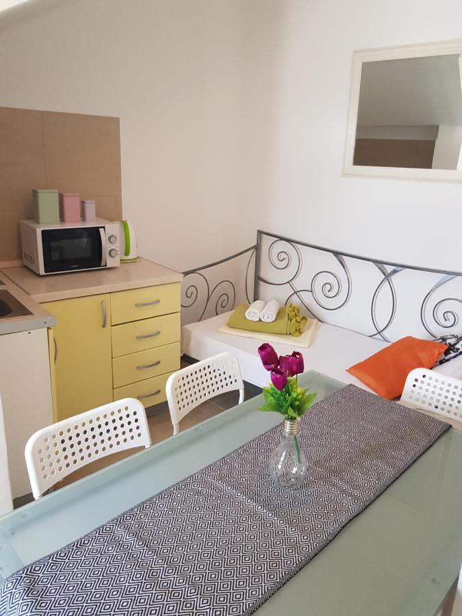 Apartments Joko Омиш Экстерьер фото