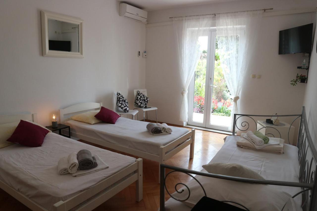 Apartments Joko Омиш Экстерьер фото