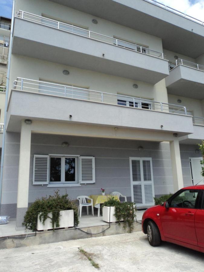 Apartments Joko Омиш Экстерьер фото